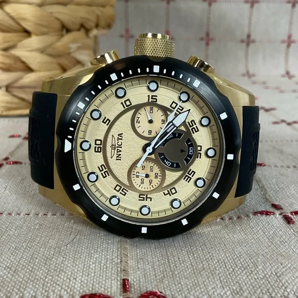 Invicta Speedway 18k Gold Plated Men’s Wristwatch Model 20306 50mm - Picture 5 of 8